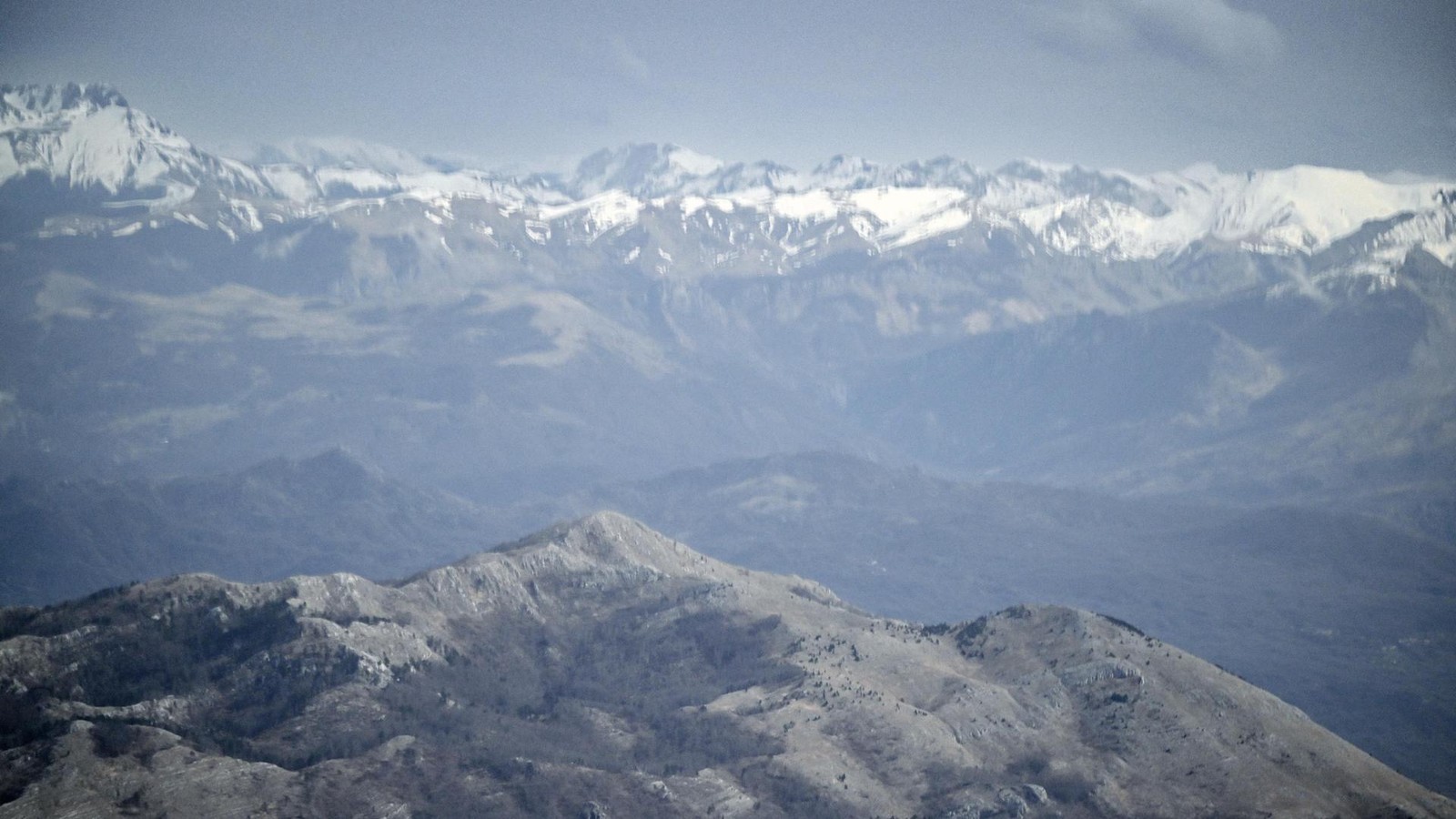 Deutscher-stirbt-bei-Absturz-aus-Sessellift-in-Montenegro-Frau-verletzt