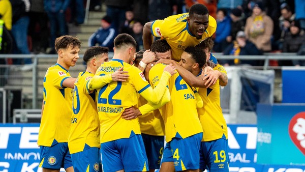 Eintracht beendet das Jahr furios – und kann die Pause gut gebrauchen