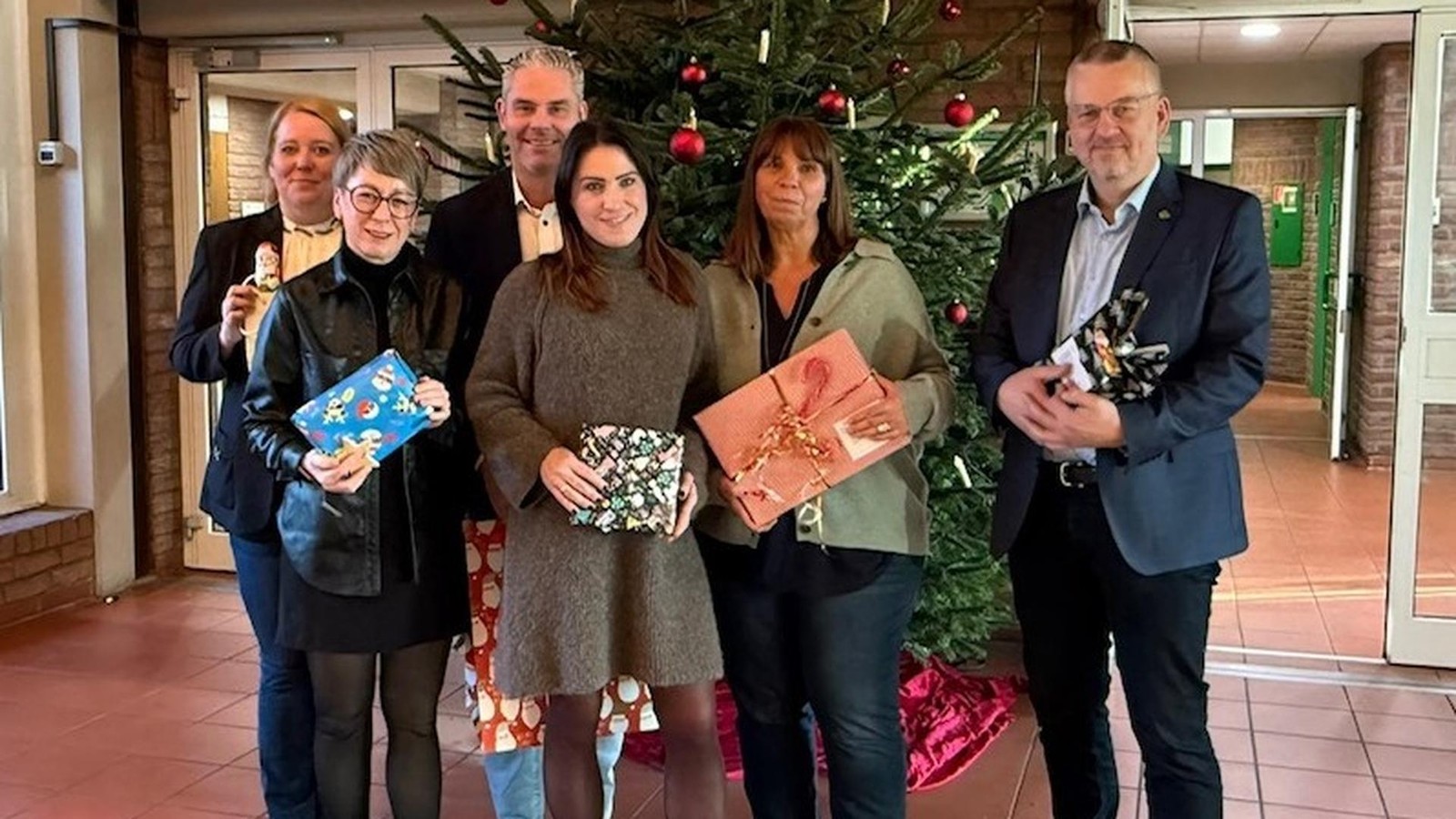 Wunschbaumaktion-in-H-nxe-ber-2100-Euro-wem-das-zugutekommt