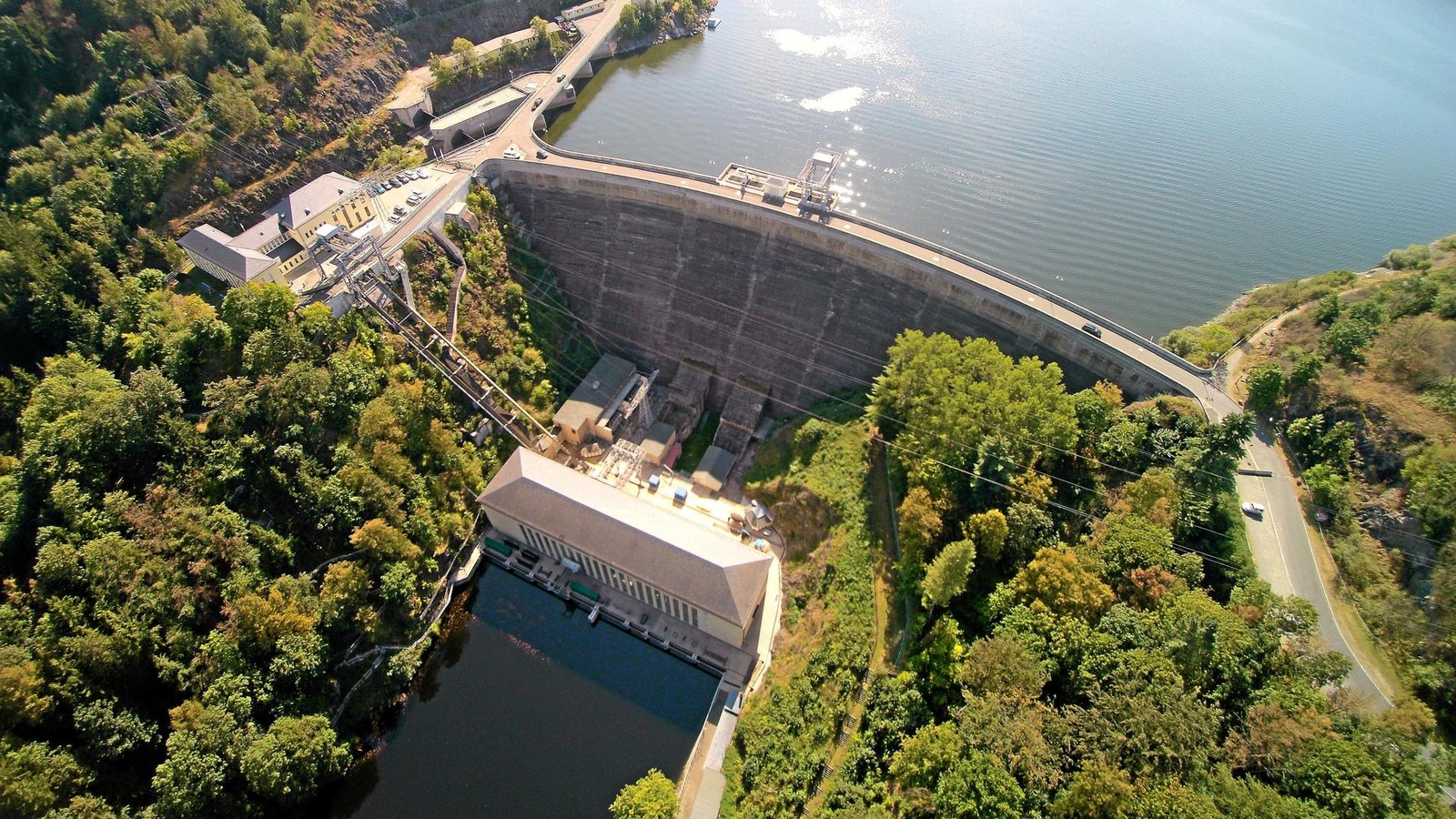 die-staumauer-der-bleilochtalsperre-begeht-im-kommenden-jahr-ein-jubil-um