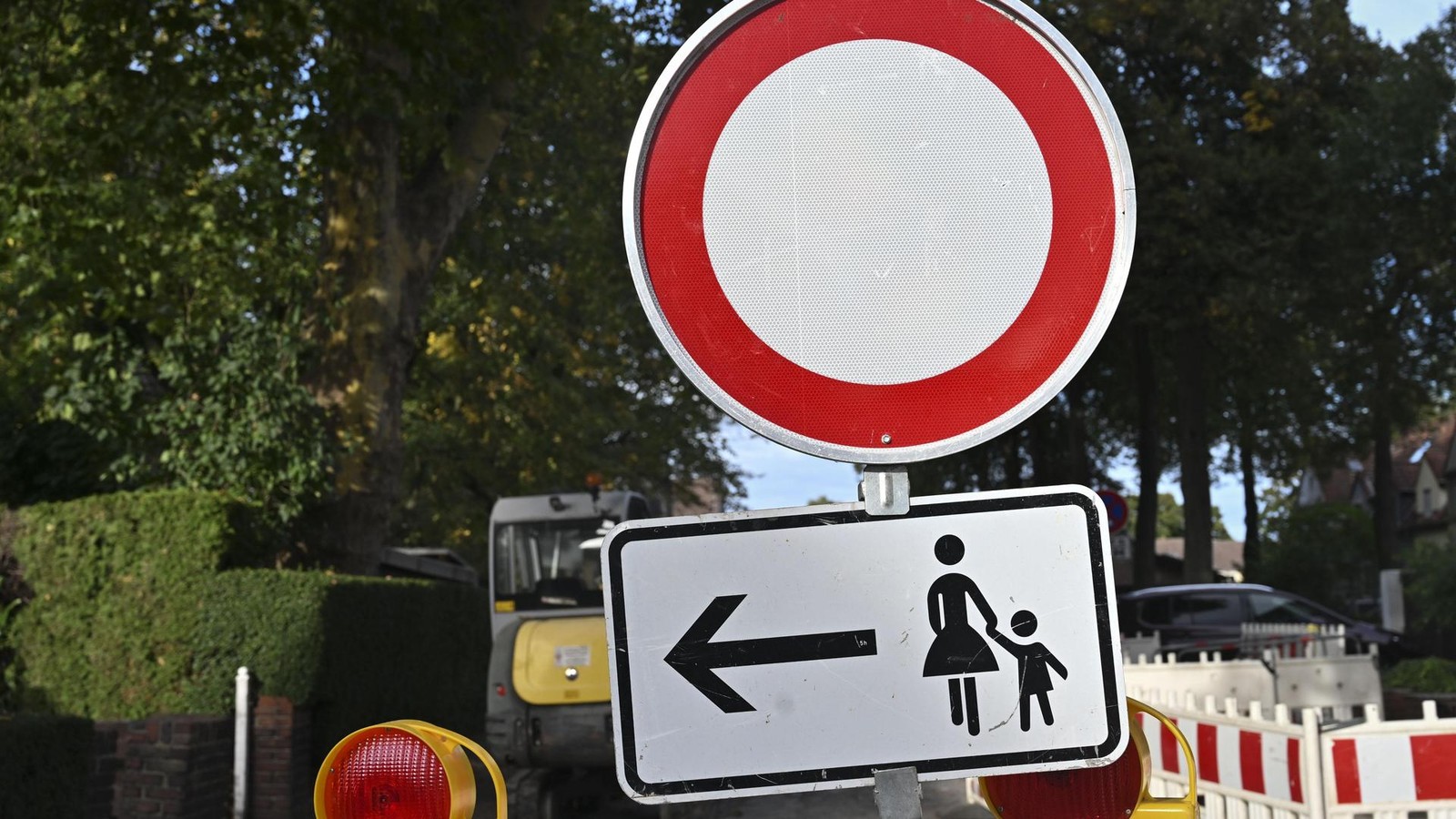 Kampfmittelsondierung-Fu-und-Radweg-wird-Anfang-Januar-voll-gesperrt