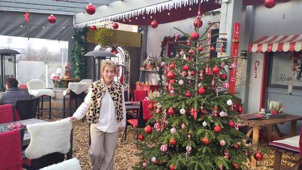 Wendhäuser Wirtin schafft Weihnachtsstimmung und Geborgenheit für Lkw-Fahrer