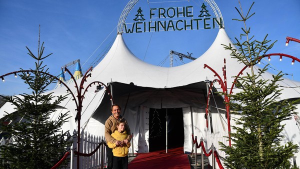 Weihnachtszirkus in Braunschweig:  „Wenn Frieden ist, dann hier“