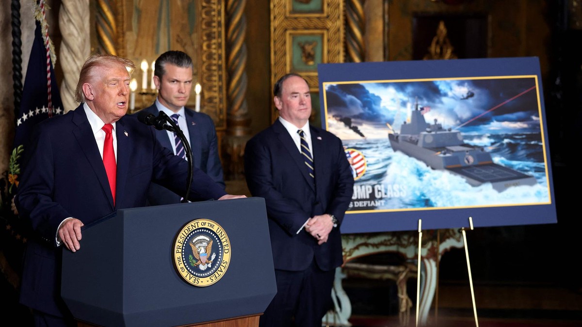 President Trump, With Secretaries Of Navy And War, Makes An Announcement From His Mar-a-Lago Resort In Florida