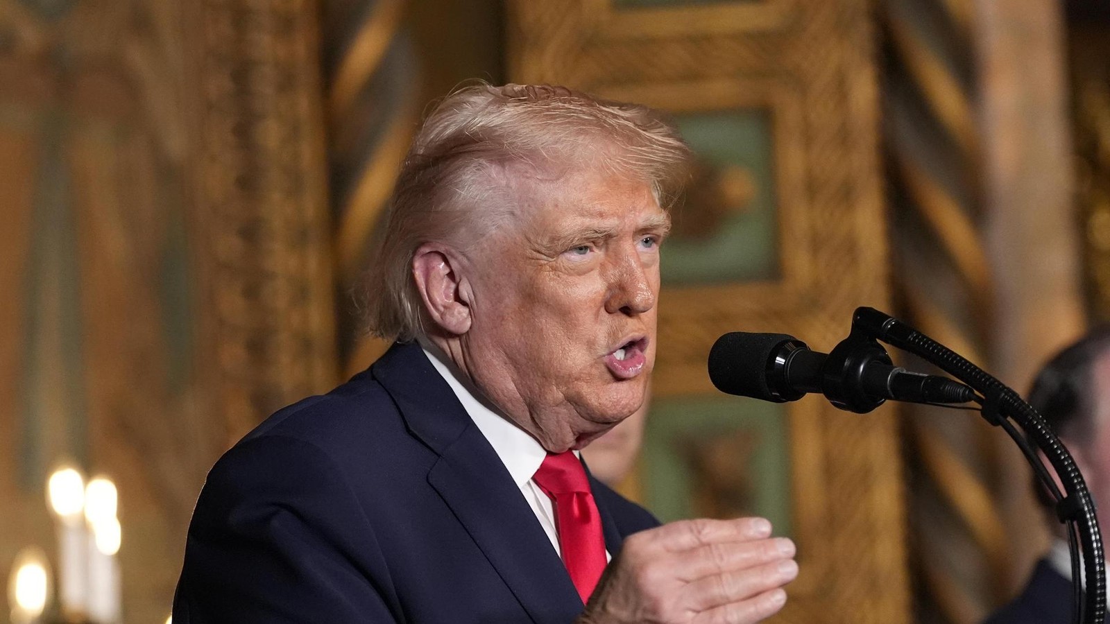 Trump-macht-Migranten-zynisches-Weihnachtsgeschenk-Geldbonus-f-r-Abschiebung