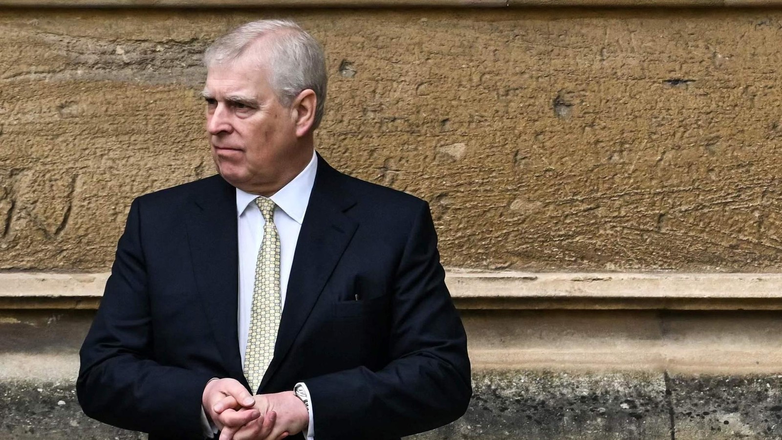 Nicht-sein-Jahr-Andrew-verliert-nach-Adelstitel-auch-noch-seinen-Waffenschein