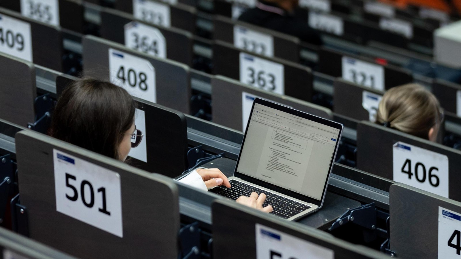 Mit-ChatGPT-durchs-Studium-Dann-sind-Noten-nur-noch-Zahlen-auf-Papier