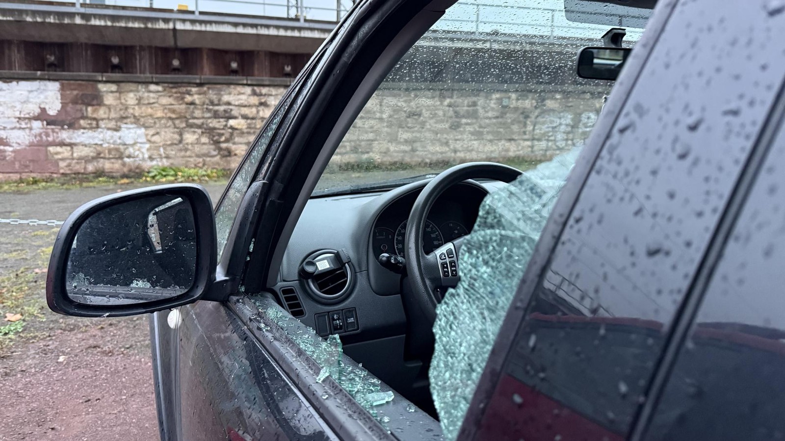 Blut-berstr-mt-in-Eisenacher-Treppenhaus-versuchter-Totschlag-und-Folgen