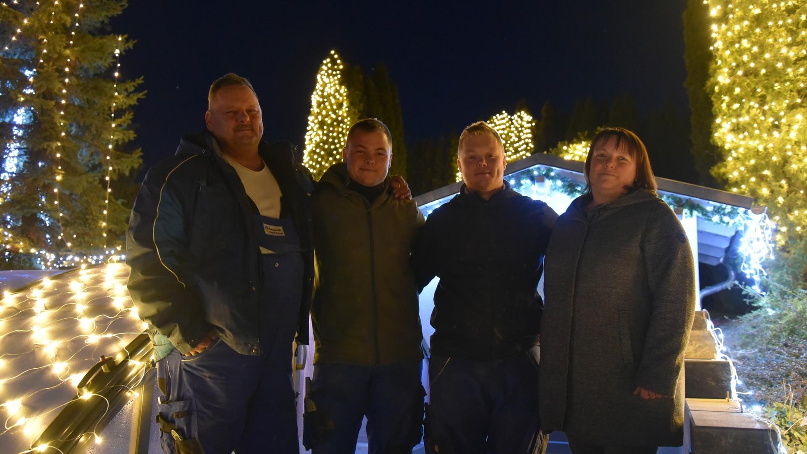 Diese-Familie-bringt-das-Saale-Holzland-in-der-Weihnachtszeit-zum-Leuchten