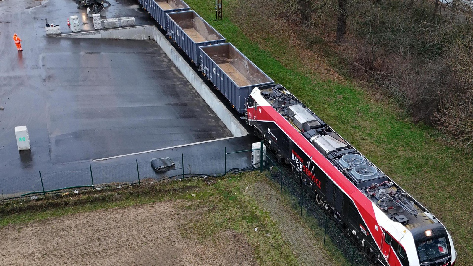 Bahnstrecke-in-H-nxe-reaktiviert-Wichtiger-Schritt-f-r-Wirtschaft-und-Umwelt