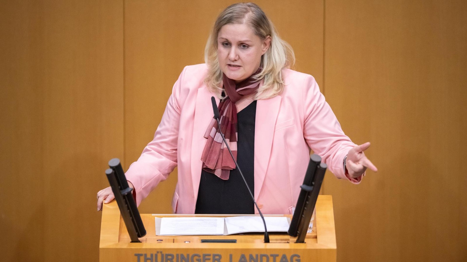 H-usliche-Gewalt-Th-ringer-CDU-will-T-ter-aus-gemeinsamer-Wohnung-aussperren