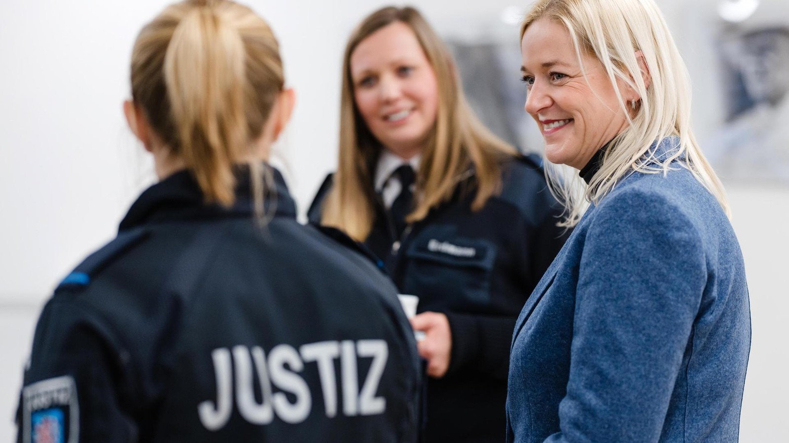 Th-ringens-Justizministerin-besucht-Arnstadts-Gef-ngnis