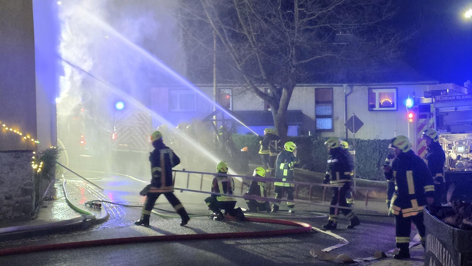 Brand-am-Heiligabend-Alarm-f-r-Feuerwehren-im-Saale-Orla-Kreis