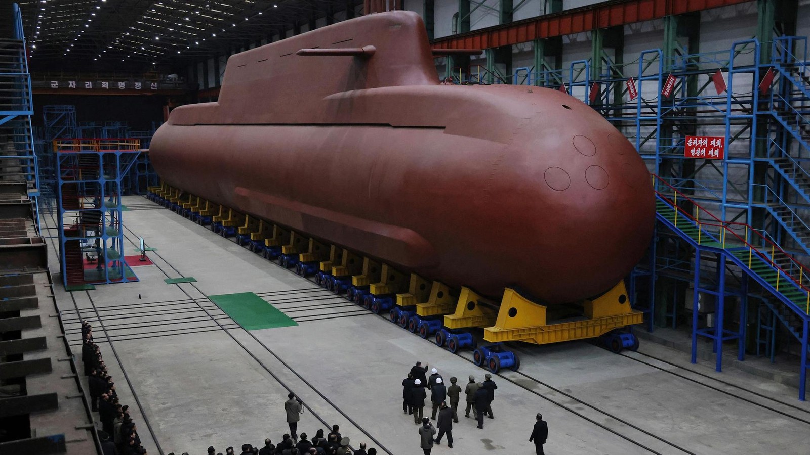 Nordkorea-zeigt-neue-Bilder-seines-Atom-U-Boots