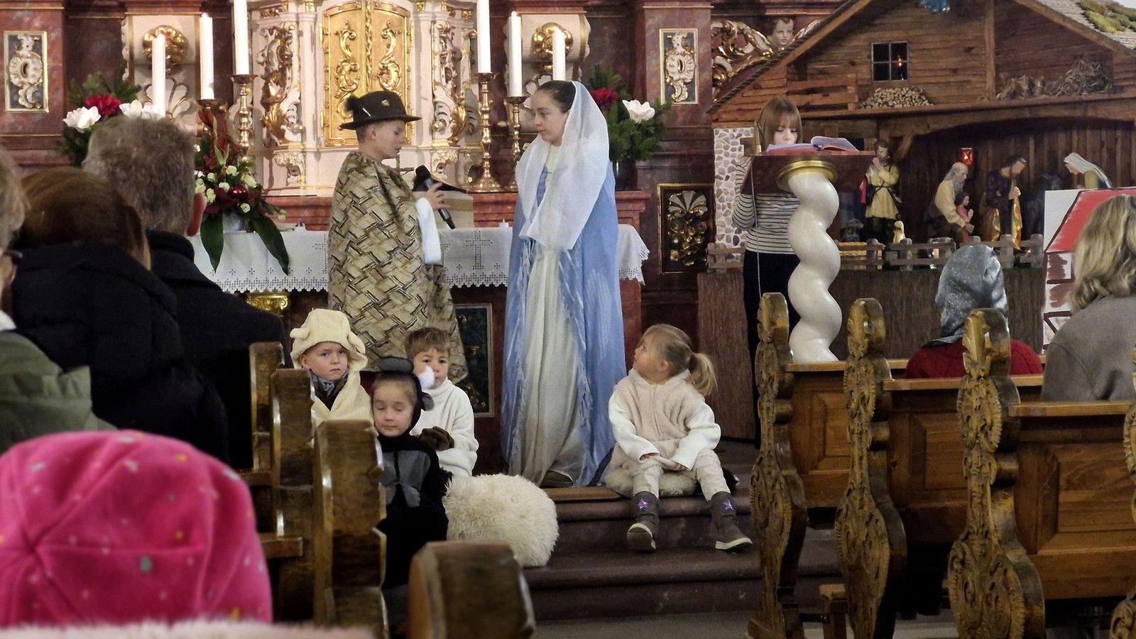 Weihnachten-im-Eichsfeld-Kinder-verk-nden-besondere-Botschaften