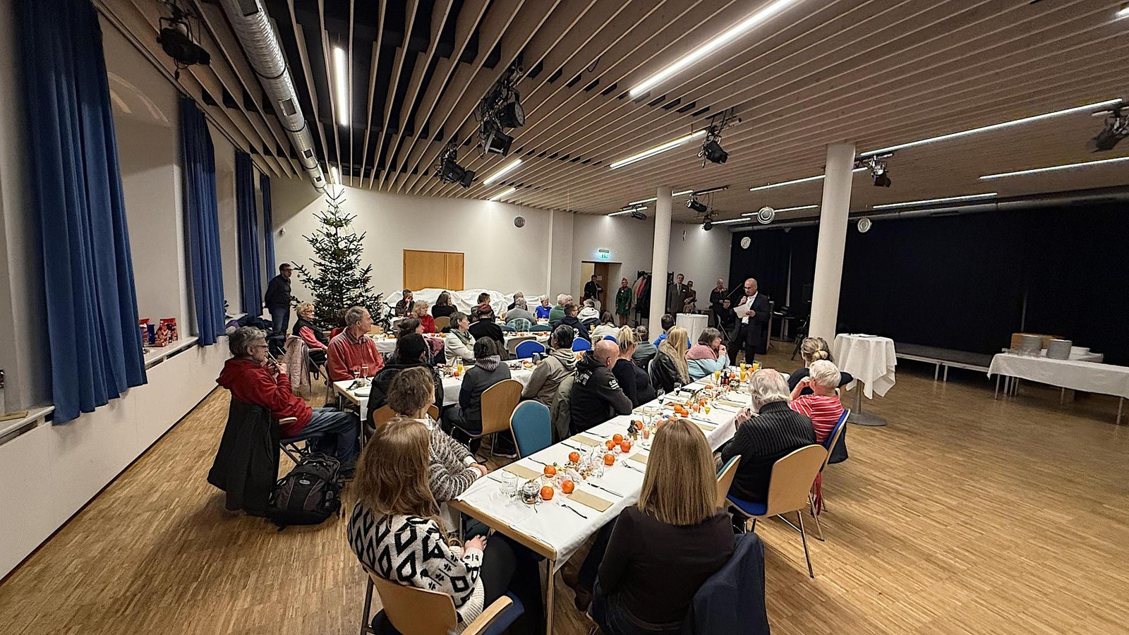 Fast-doppelt-so-viele-wie-im-Vorjahr-G-stezahl-bei-Weihnachten-bei-Sophie-steigt-wieder