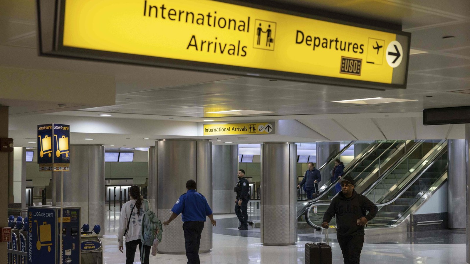 Einreiseverbot-Brite-verklagt-Trump-Regierung-und-erwirkt-einstweilige-Verf-gung