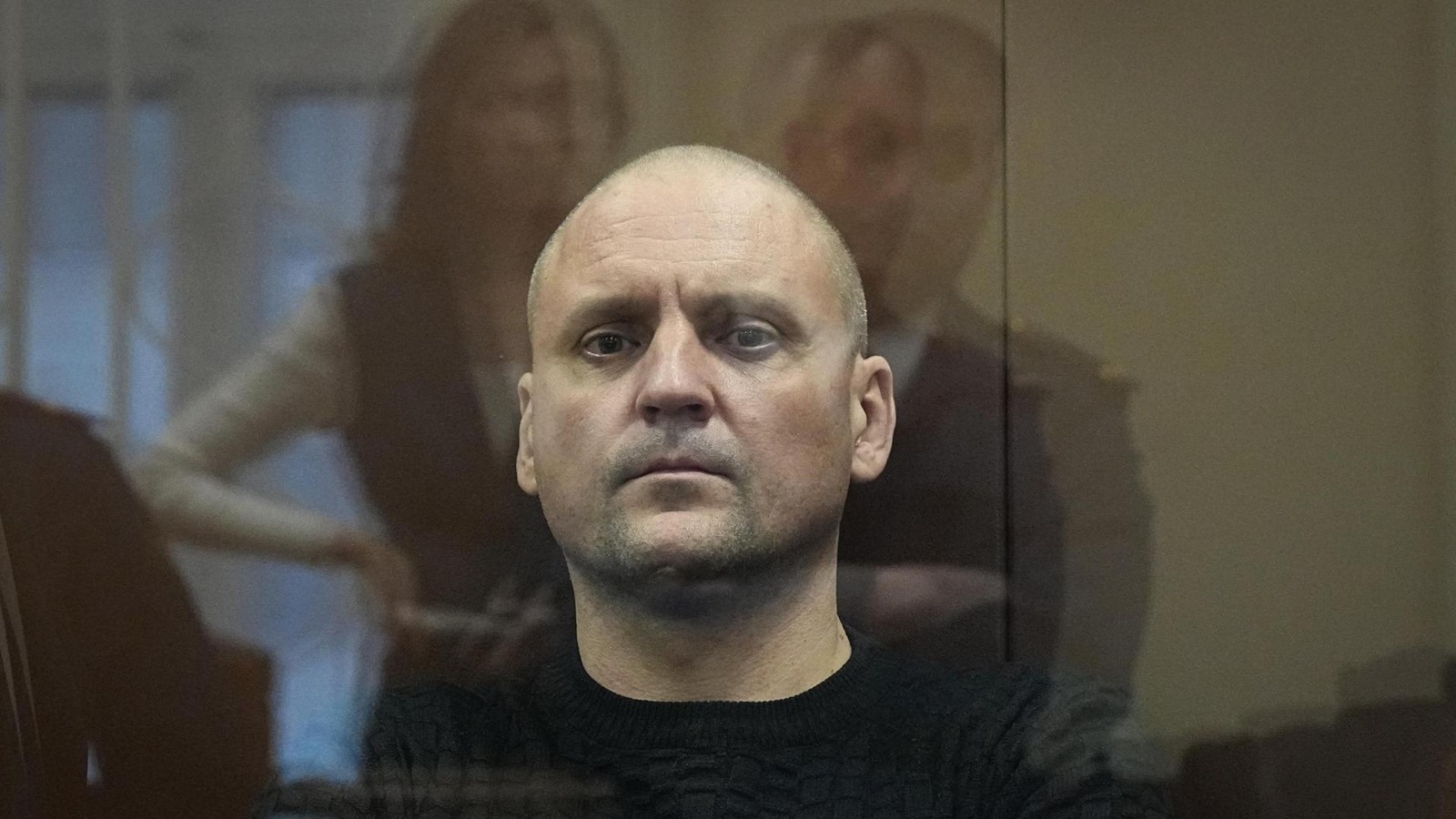 Schock-Urteil-in-Moskau-Kreml-Kritiker-Udalzow-wandert-hinter-Gitter