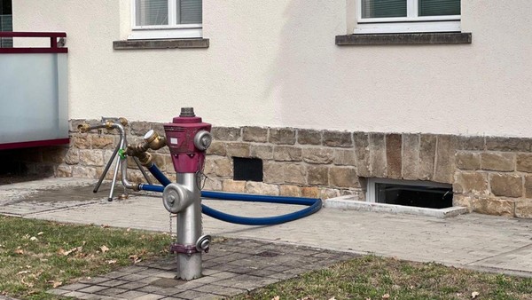 Trinkwasser-Krise in 50 Helmstedter Wohnungen: Notversorgung friert ein