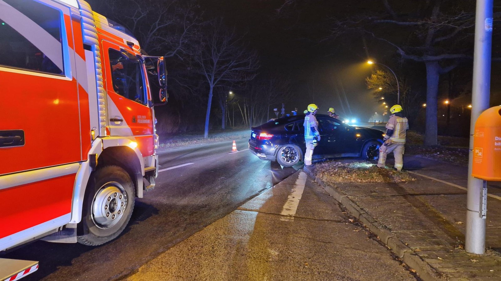 Mehrere-Unf-lle-wegen-Glatteis-Berliner-Feuerwehr-warnt