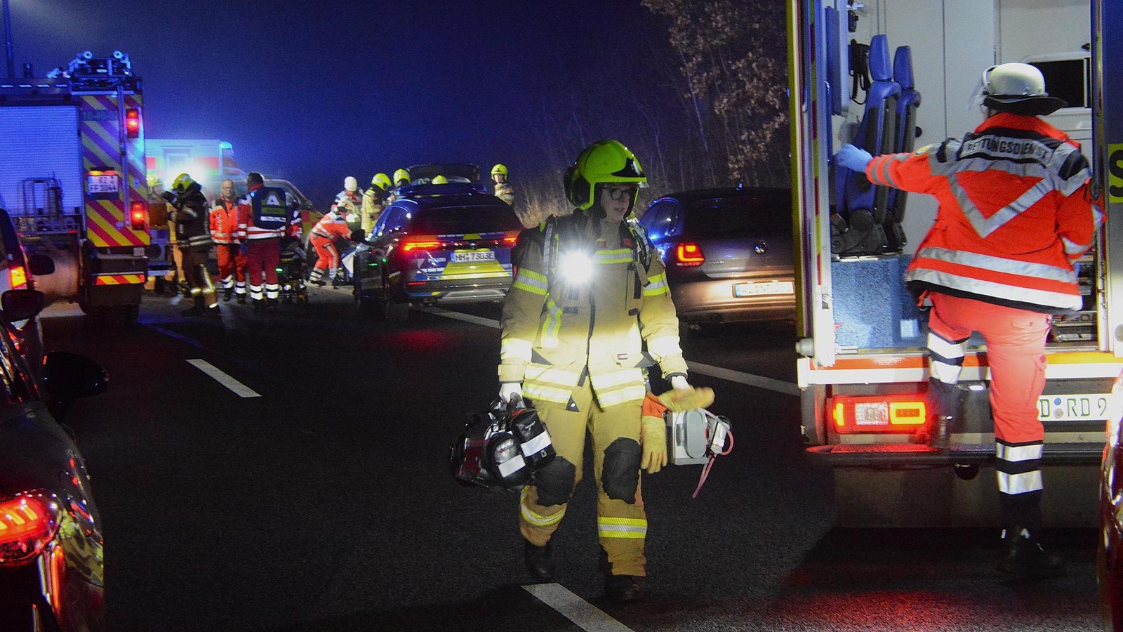 Nach-Gl-tte-Chaos-in-Hamburg-DWD-warnt-vor-neuer-gef-hrlicher-Rutschpartie