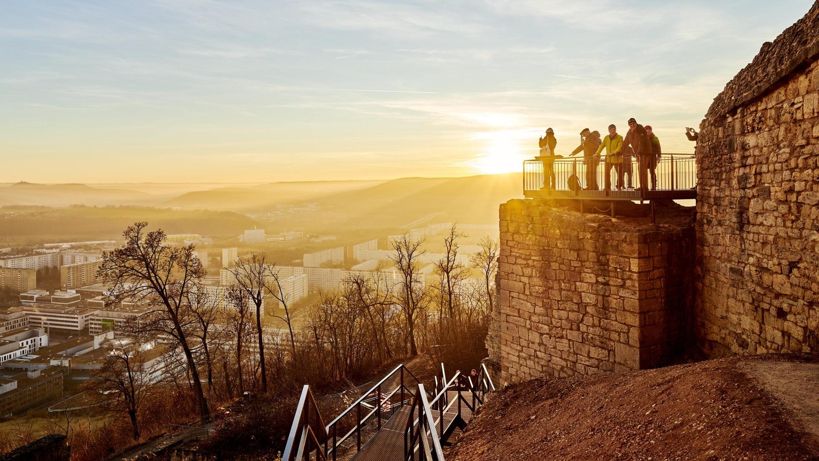 Aussichtspunkte-in-Jena-Welche-neue-Perspektive-die-Lobdeburg-bietet