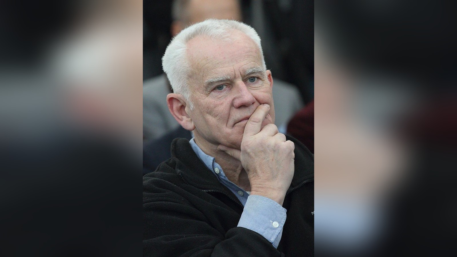 Er-nimmt-eine-Gewebeprobe-der-Seele-Der-Fotograf-Jim-Rakete-wird-75