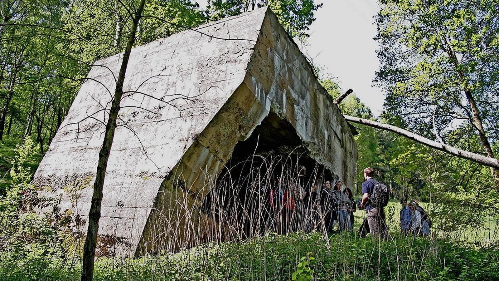 Saale-Holzland-Geschichtsverein-Walpersberg-stellt-neueste-Forschungen-zur-Reimahg-vor