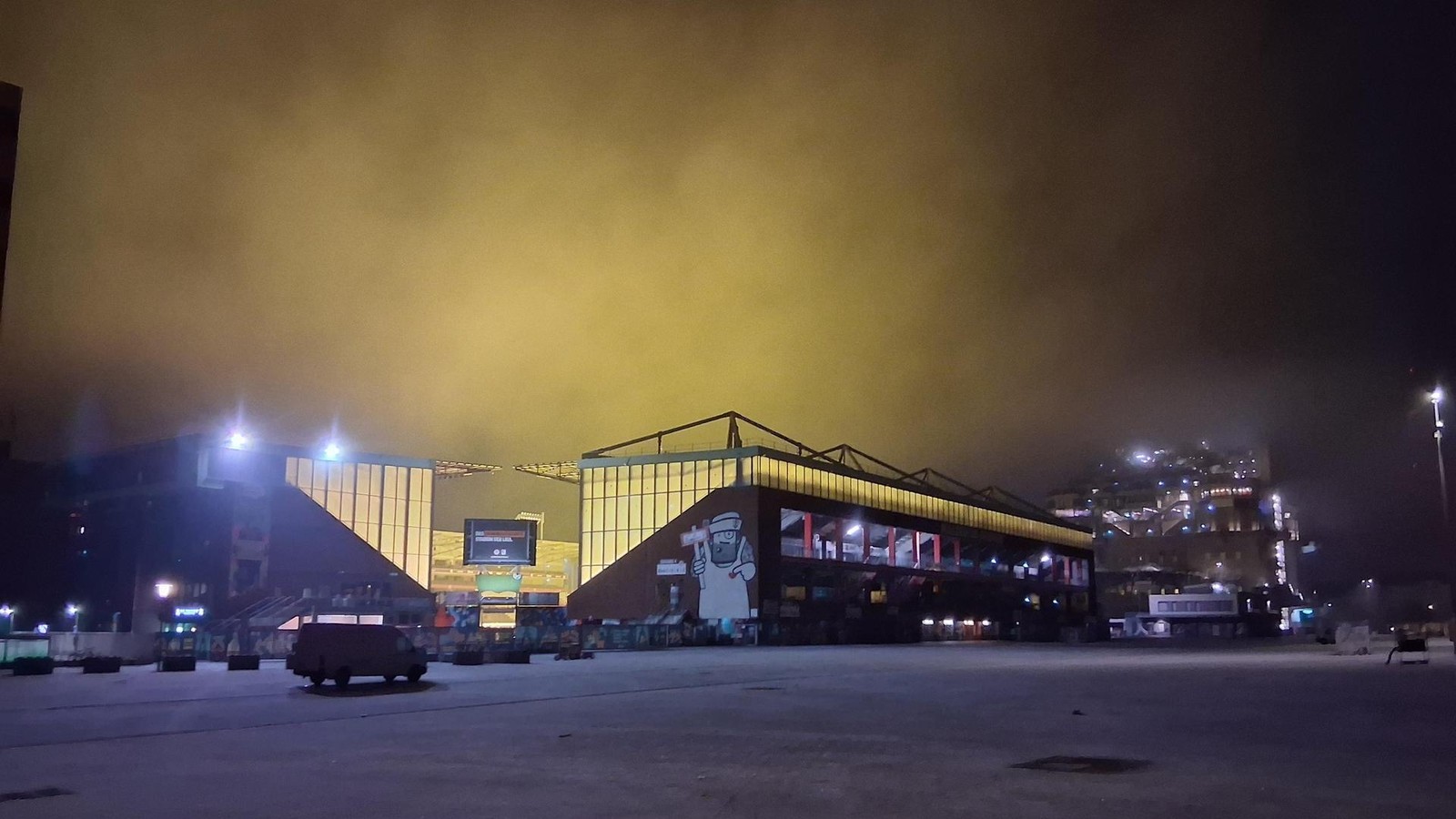 FC-St-Pauli-Warum-ist-das-Millerntor-Stadion-nachts-beleuchtet-