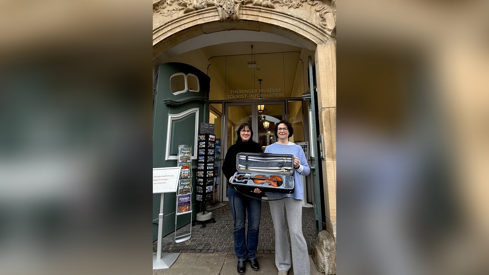 Die-Sache-mit-dem-Geigenkasten-eine-junge-Griechin-wird-Eisenach-nun-nicht-mehr-so-schnell-vergessen