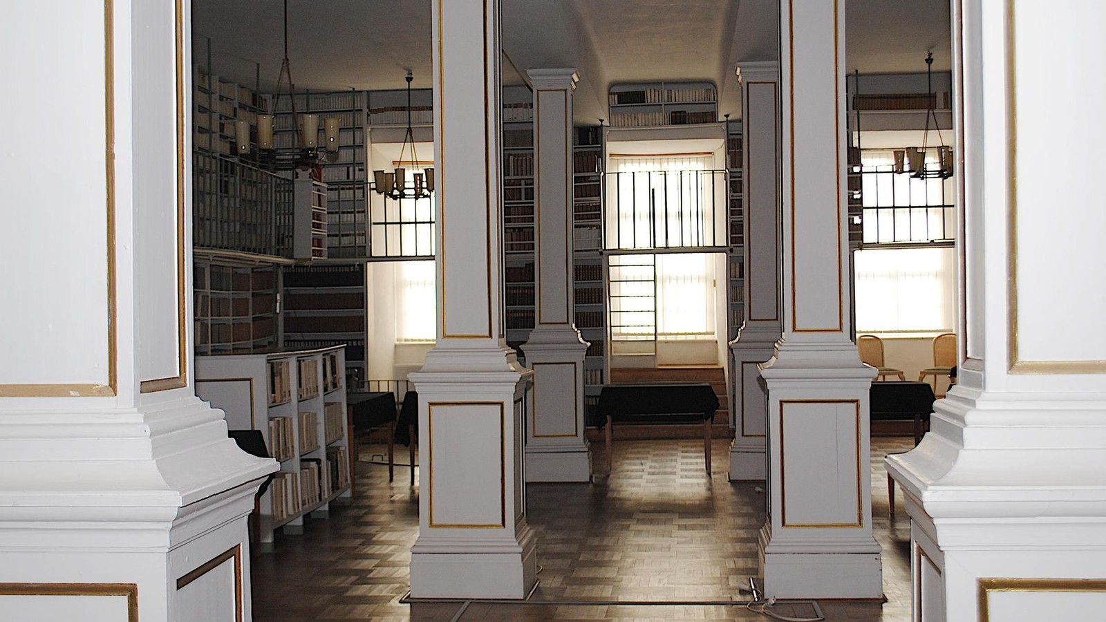 Kein-Geld-kein-Beschluss-Fusion-von-bedeutender-Th-ringer-Stiftung-und-Forschungsbibliothek-bleibt-fraglich