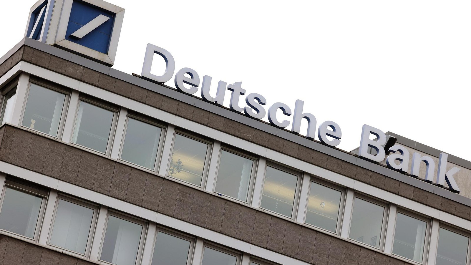 Drei-gro-e-deutsche-Banken-betroffen-Massive-St-rung-im-Online-Banking