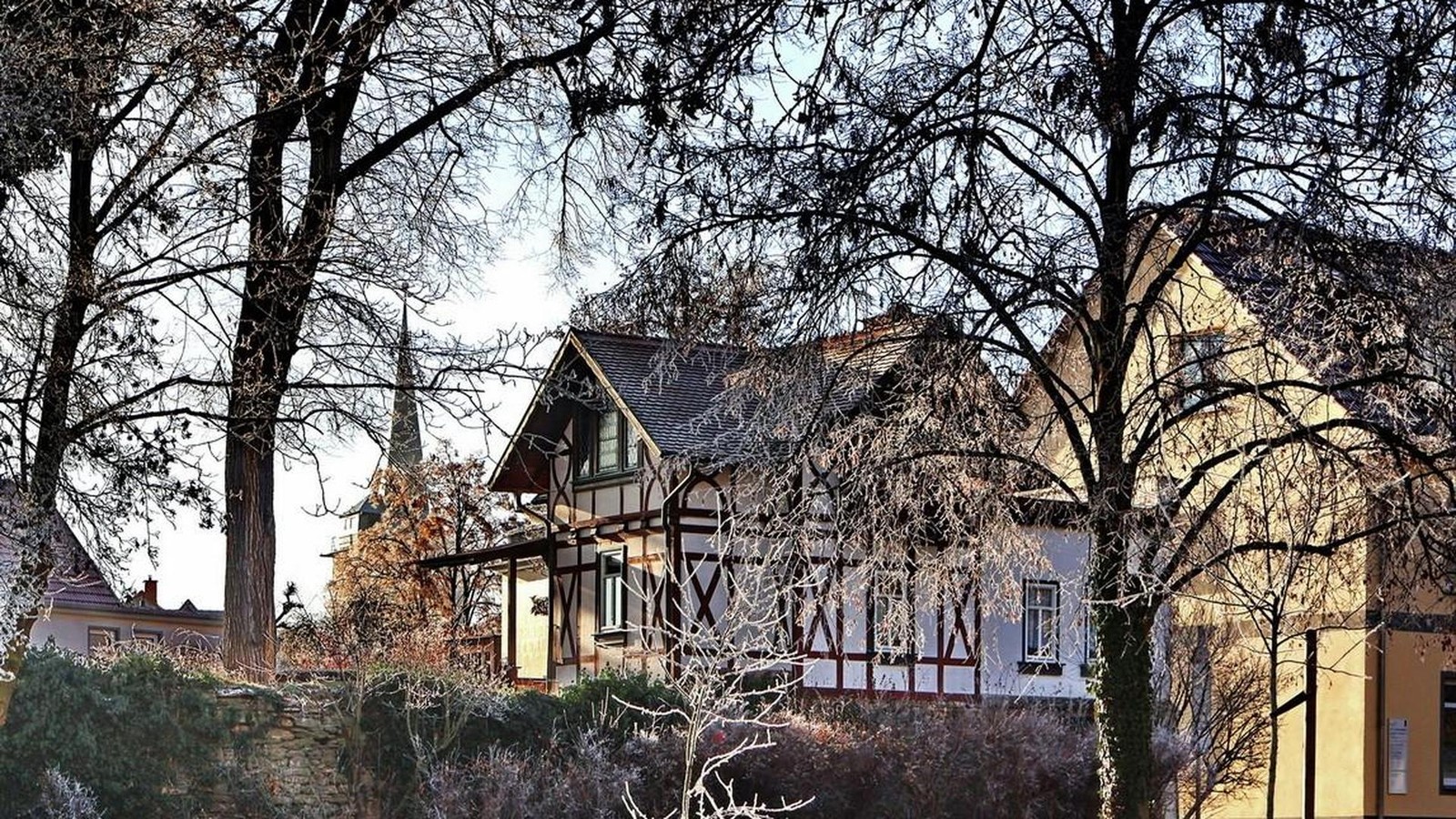 Abend-Nachrichten-Der-Kreis-S-mmerda-am-Montag