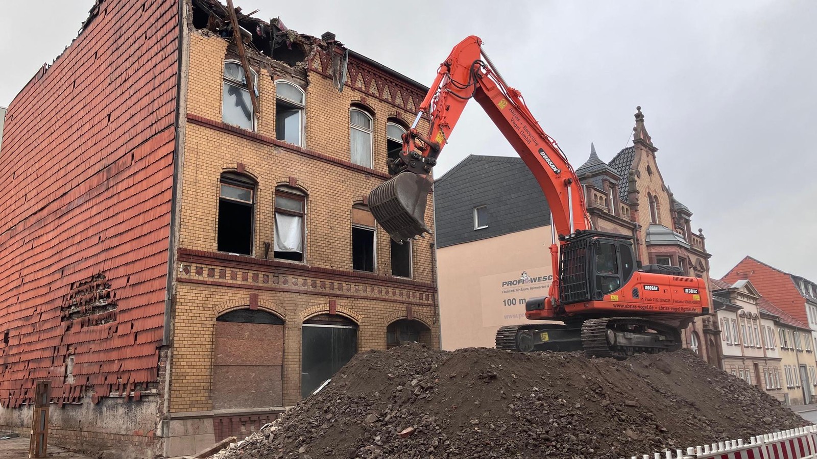 M-hlhausen-Stundenlanger-Abriss-Sperrung-Staus-doch-noch-ist-das-Ende-nicht-erreicht-mit-Video-und-13-Bildern-