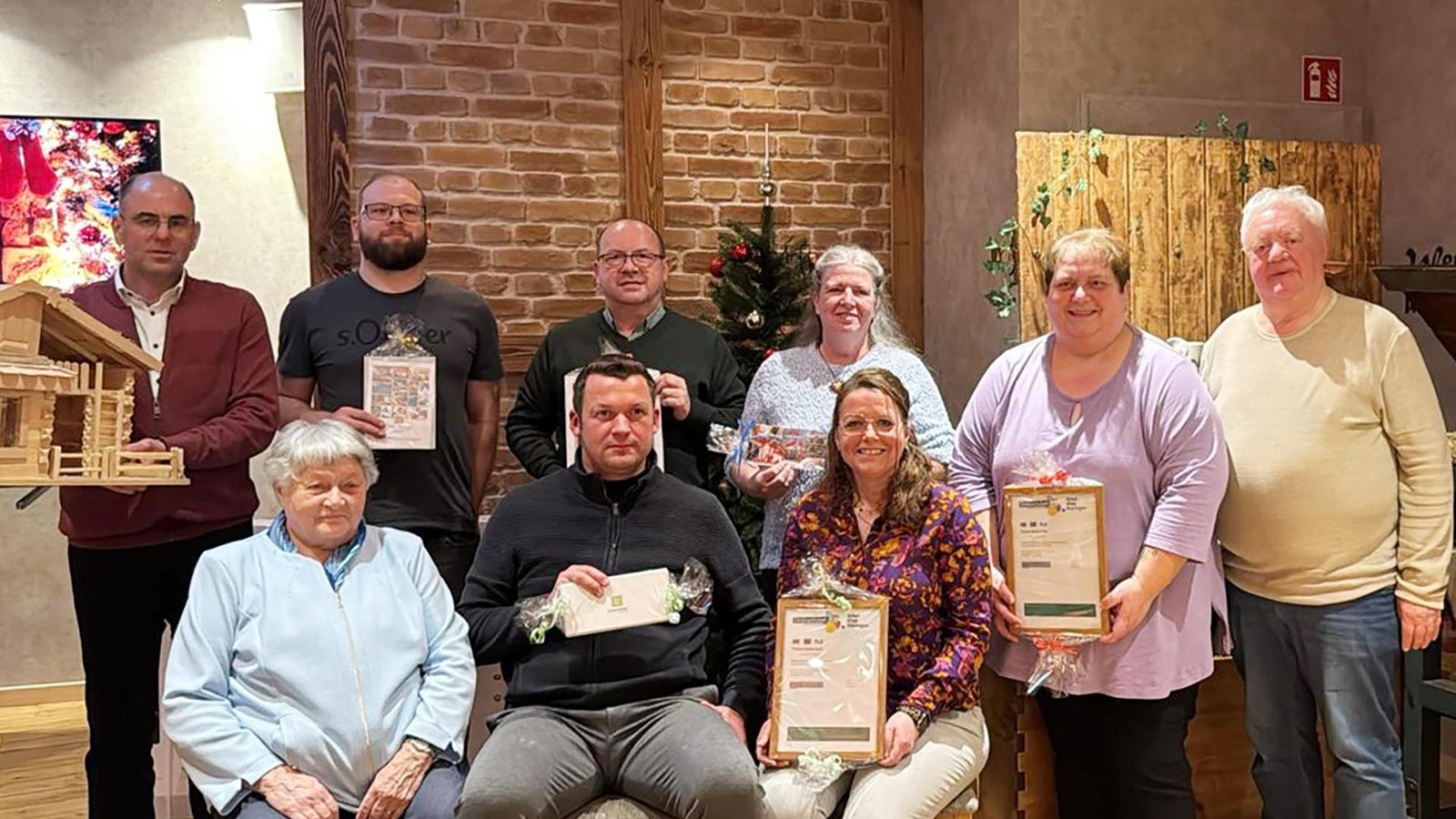 Gro-e-Preise-gro-es-Engagement-Gewinner-aus-Unstrut-Hainich-Kreis-und-Werratal-kostenfrei-lesen-