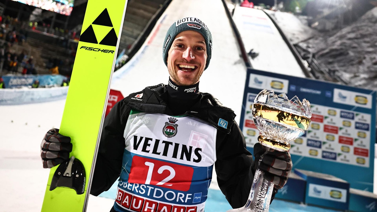 Vierschanzentournee-Ungleiches-deutsches-Duo-jagt-den-Domenator-