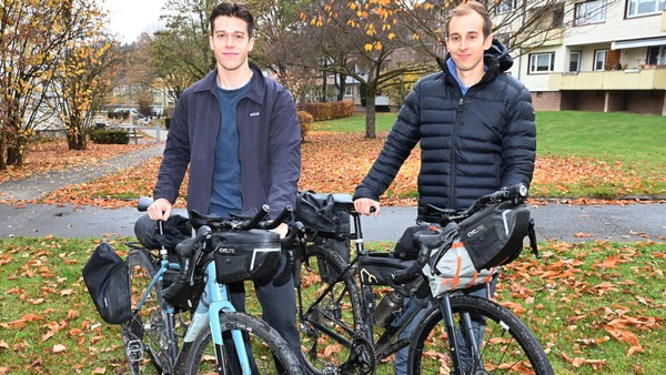 Tour der Extreme: Brüder radeln von Wolfsburg bis ans Ende Europas