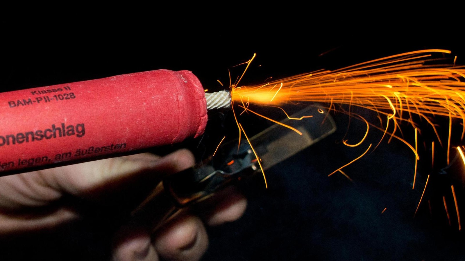 S-mmerda-Zu-jung-f-rs-Feuerwerk