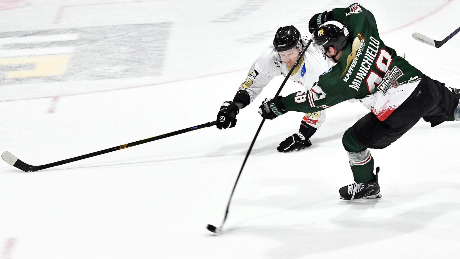 Herner-EV-reagiert-mit-Oberliga-Coup-auf-die-Unruhe-zwei-Punkte-beim-Ex-Trainer