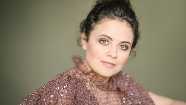 Silvestergala in der Elbphilharmonie kommt etwas schwer in Gang