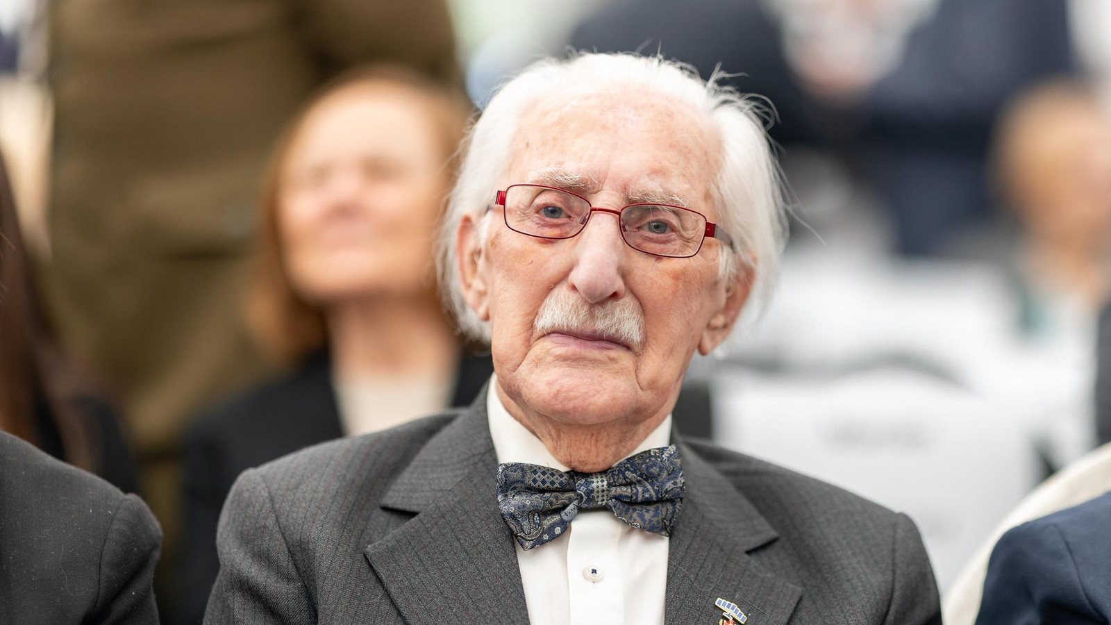 Holocaust-berlebender-feiert-100-Geburtstag-und-warnt-vor-der-AfD