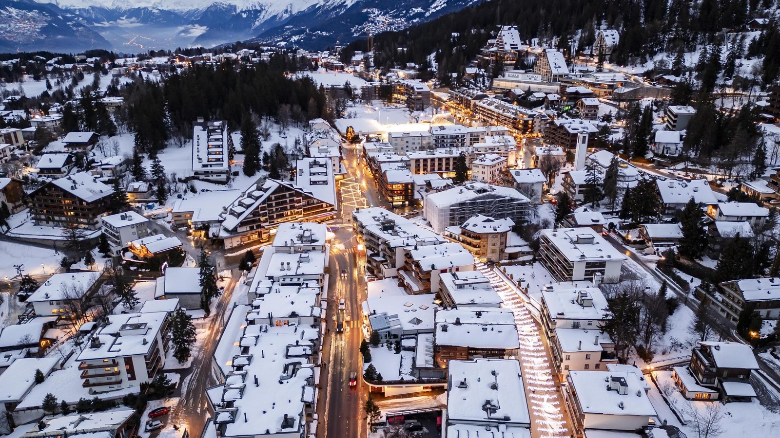 -Mehrere-Dutzend-Tote-bei-Explosion-in-Crans-Montana-Video-zeigt-Inferno