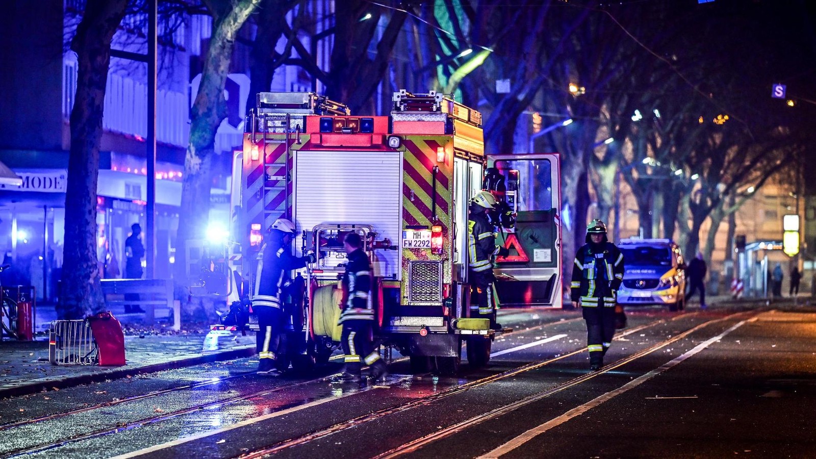 Silvester-in-M-lheim-Feuerwehr-zieht-Bilanz-wor-ber-sie-sich-besonders-freut