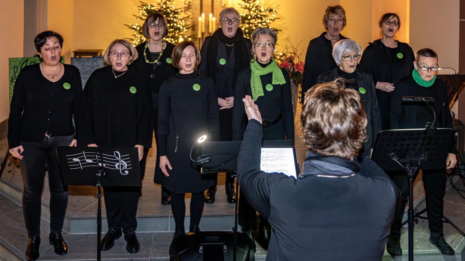 Weihnachtliche-Kl-nge-N-Joy-verzaubert-in-St-Maria-Himmelfahrt