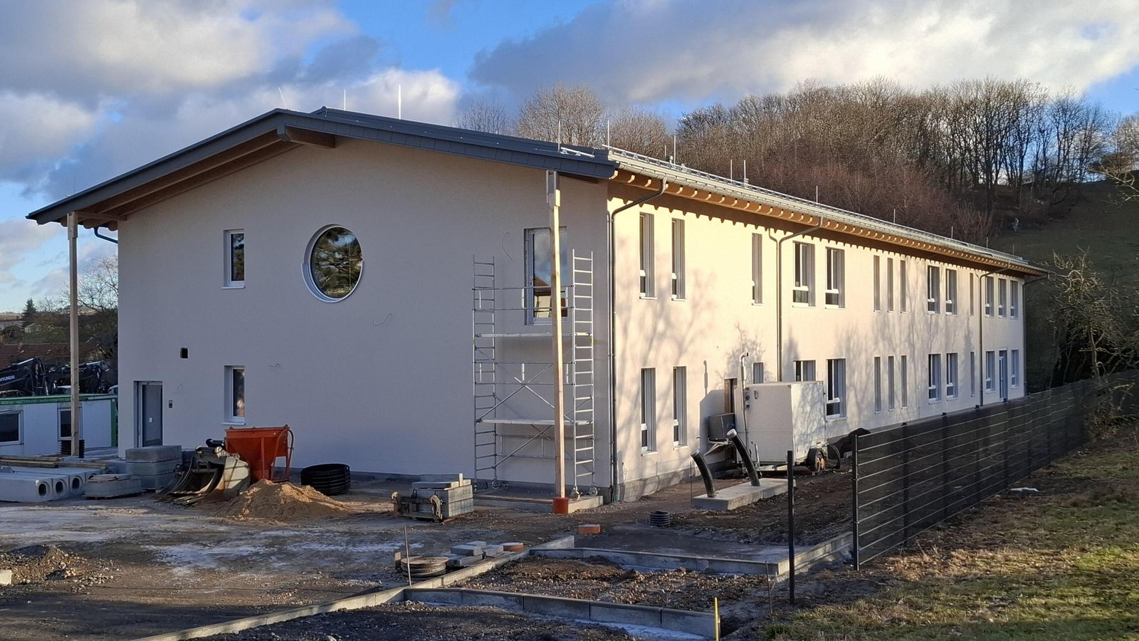 Streit-ber-Tempo-30-vor-Th-ringens-modernstem-Kindergarten-Bau