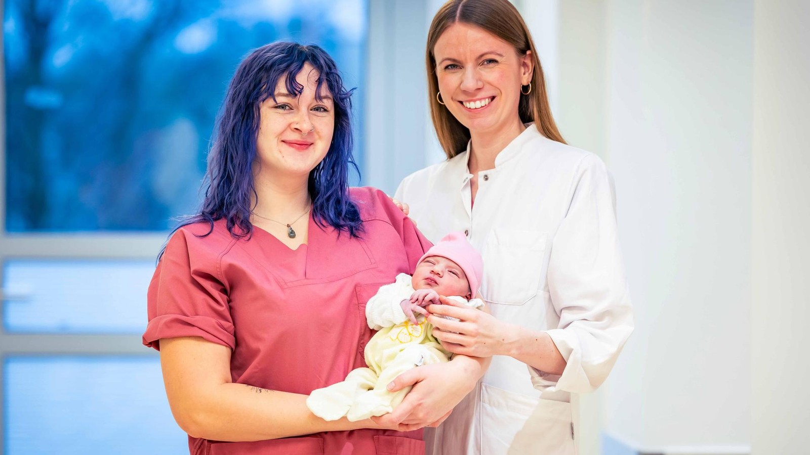 Hernes-Neujahrsbaby-2026-Ayla-macht-das-Rennen-Eltern-sind-bergl-cklich