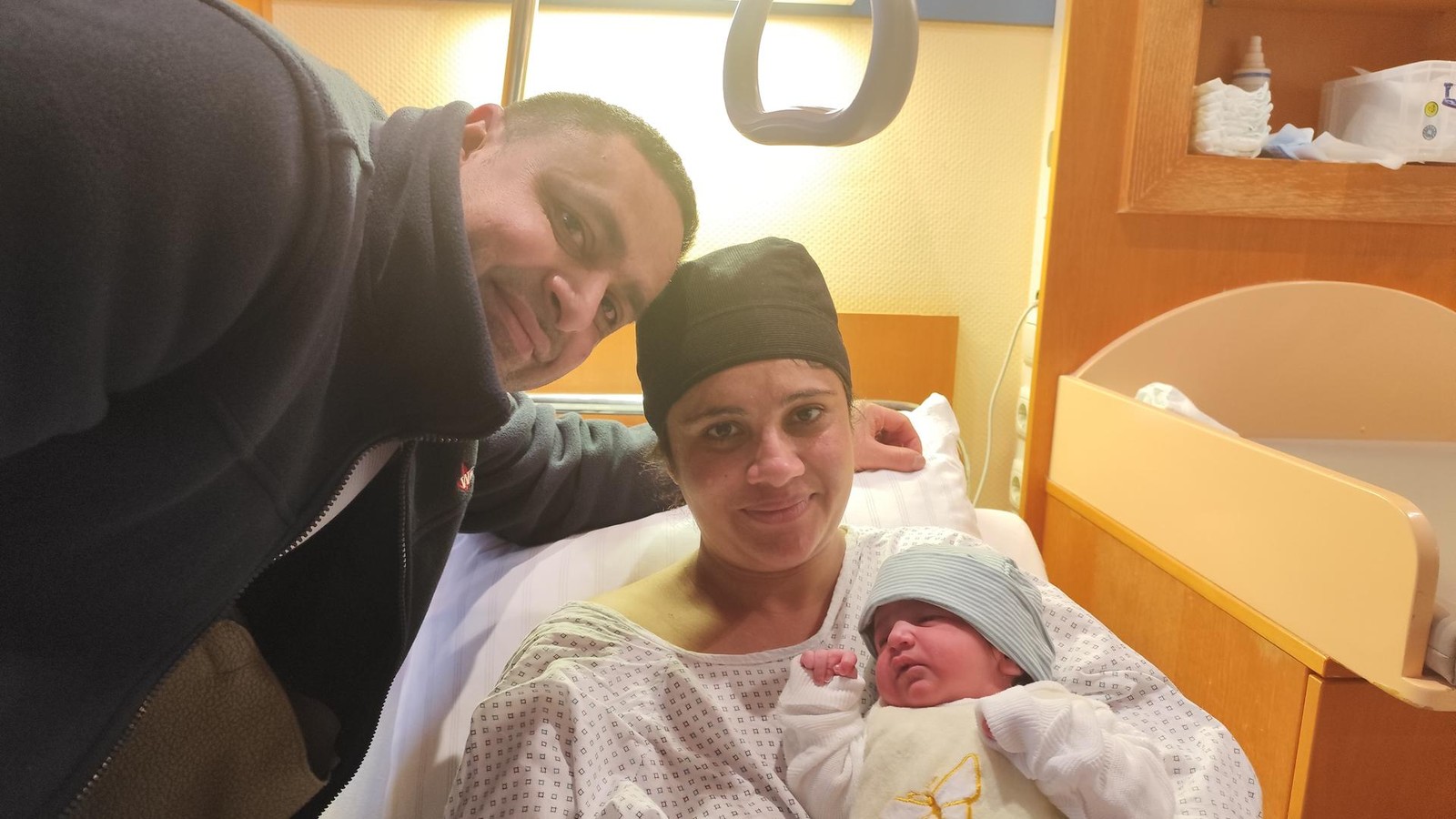 Neujahrsbaby-Gelsenkirchen-Jind-Kaur-und-Mika-sind-fast-gleichzeitig-gekommen