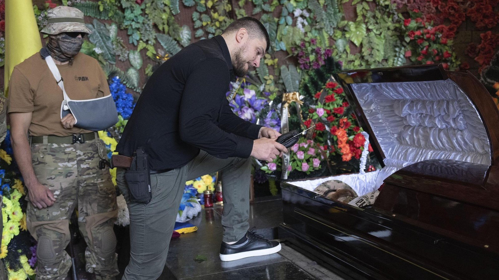 Ukrainischer-Geheimdienst-verbl-fft-mit-Coup-um-russischen-Neonazi