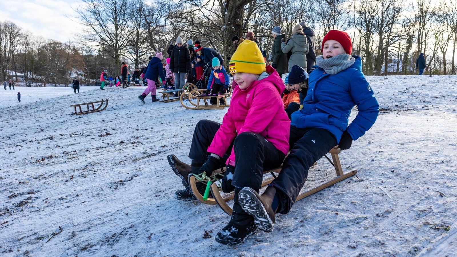 Rodeln-in-Hamburg-Hier-gibt-es-die-sch-nsten-Pisten-zum-Schlittenfahren