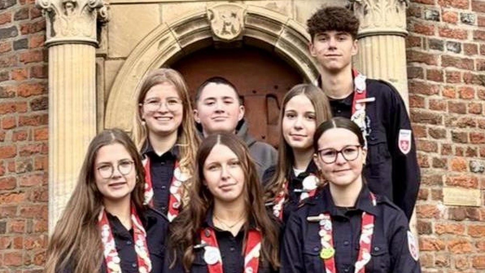 Kalkar-Diese-jungen-Menschen-um-Esther-van-Sch-ll-bernehmen-Verantwortung